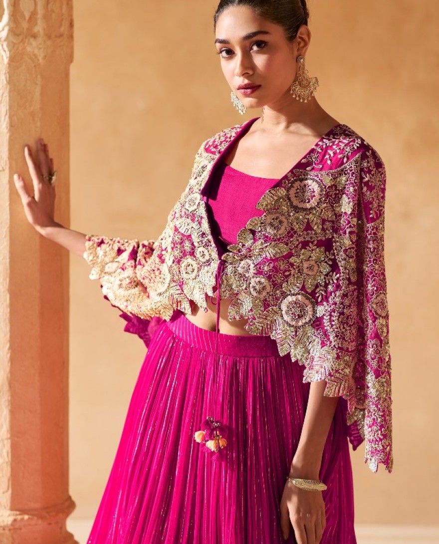 5604 - PINK CROP TOP VISCOS JACQUARD SKIRT FRONT AND BACK EMBROIDERED WITH CANCAN 